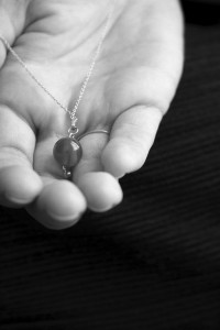 Collier - Pendentif Perle Cornaline + Chaîne Plaqué Or BUL